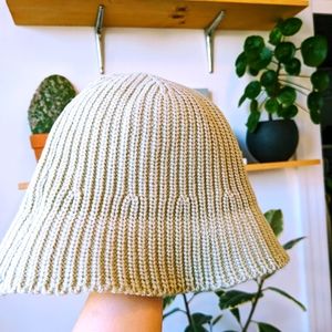 NWT COS wool blend knitted bucket hat